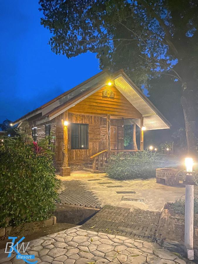 Baan Khue Wieng Resort Mae Sariang Exteriör bild