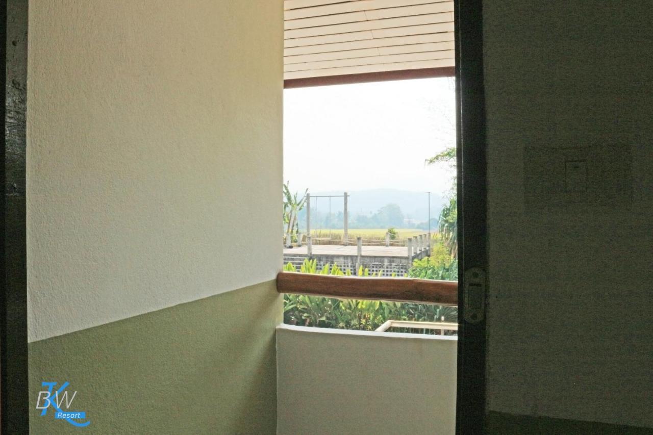 Baan Khue Wieng Resort Mae Sariang Exteriör bild