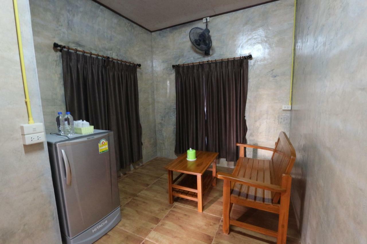 Baan Khue Wieng Resort Mae Sariang Exteriör bild