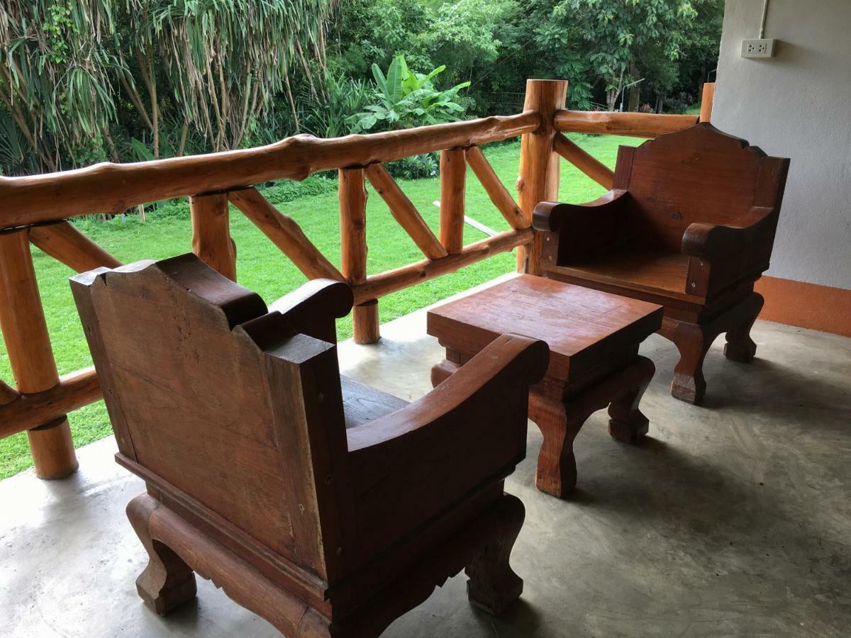 Baan Khue Wieng Resort Mae Sariang Exteriör bild