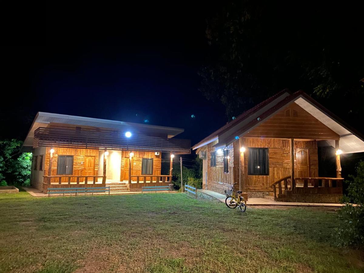 Baan Khue Wieng Resort Mae Sariang Exteriör bild